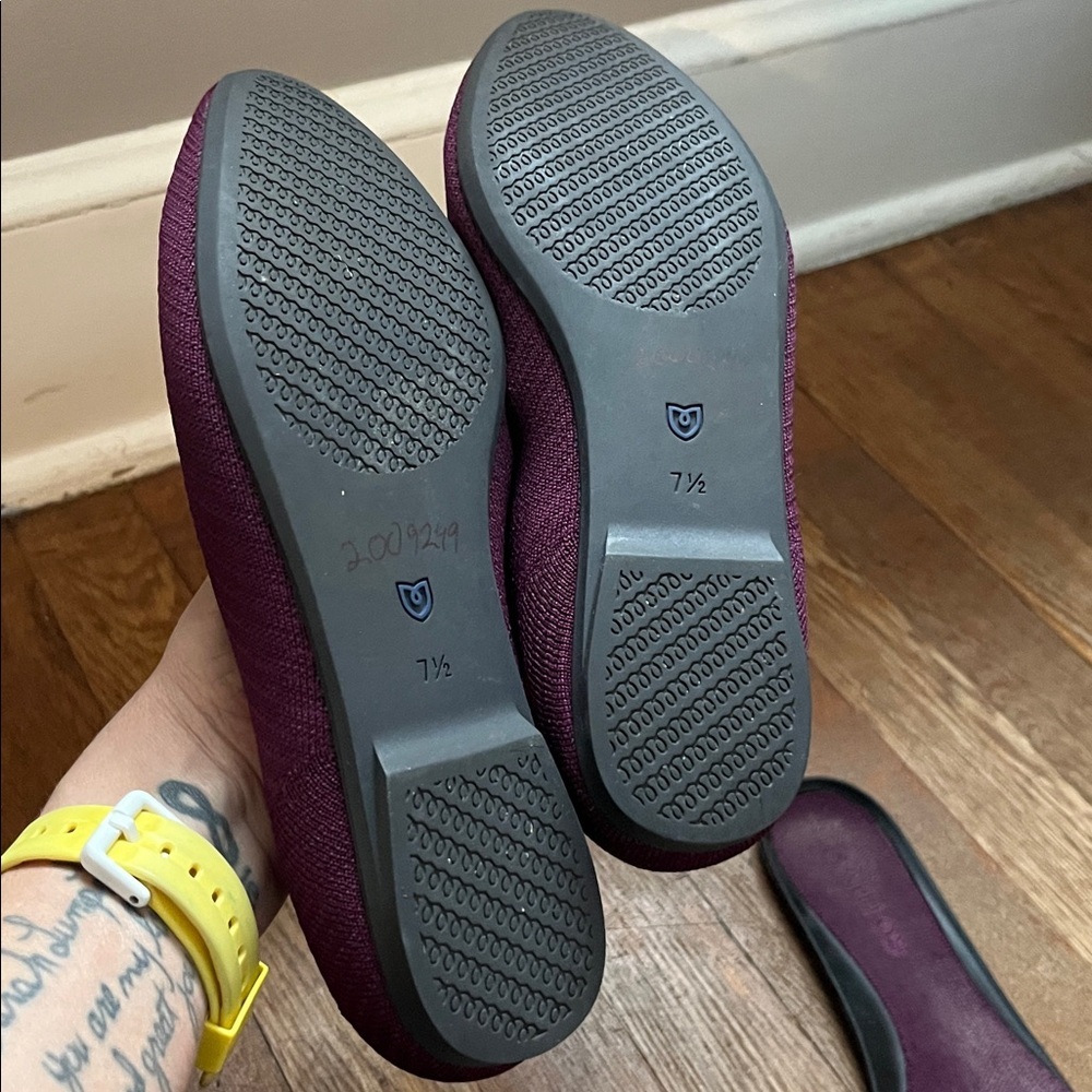 Rothy's berry lattice stitch loafers retired color - Picture 4 of 4